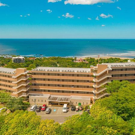 Wyndham Tamarindo Hotel Exterior photo