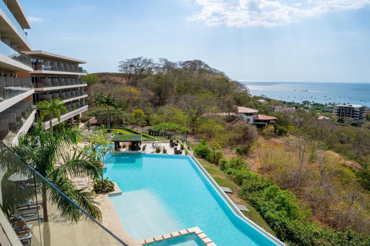 Wyndham Tamarindo Hotel Exterior photo